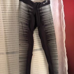 Reflective Nike leggings!